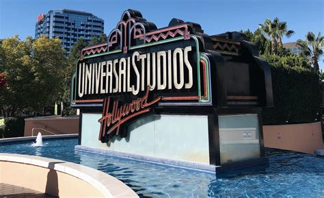 Fileuniversal Studios Hollywood Sign Wikimedia Commons 40 Off