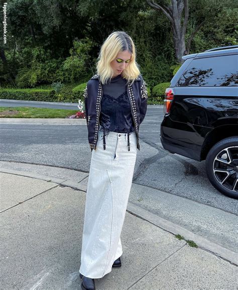 Hila Klein Ethanklein Nude OnlyFans Leaks The Fappening Photo 5253209 FappeningBook