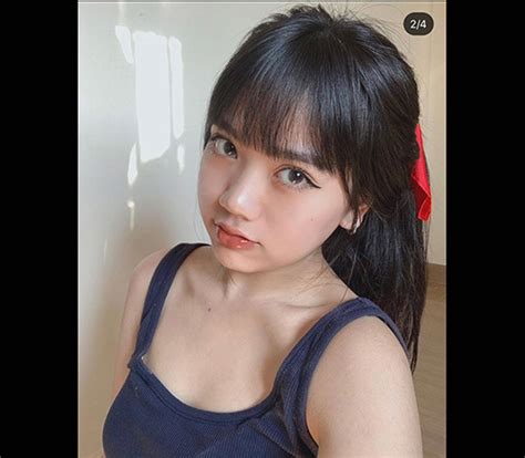 Vũ trụ hot girl thập kỷ mới vừa bước sang tuổi đã diện bikini khoe vòng một vượt cm