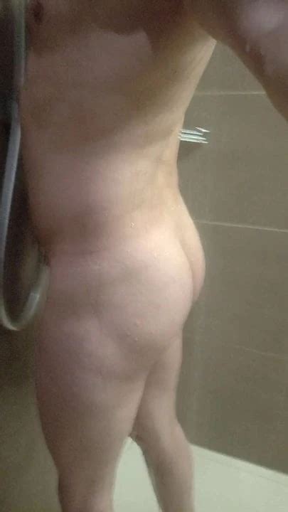 Passif En Douche Free Gay HD Porn Video D XHamster