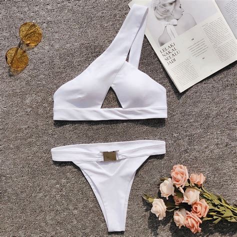Custom Made One Shoulder Swimsuits Sexy Women White Bikini Matched Metal Buckle Bikini And