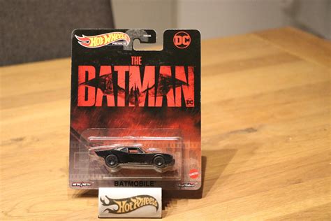 Hot Wheels Premium Batmobile DC The Batman