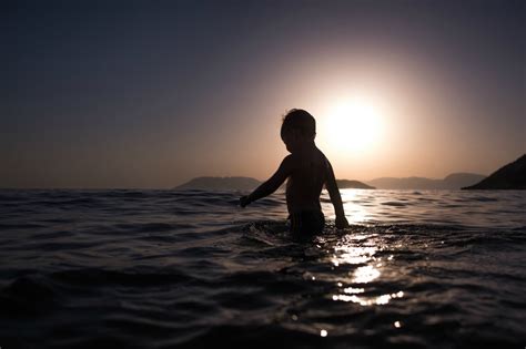 Why We Need Children to Get Outside and Connect with Nature - Raised Good