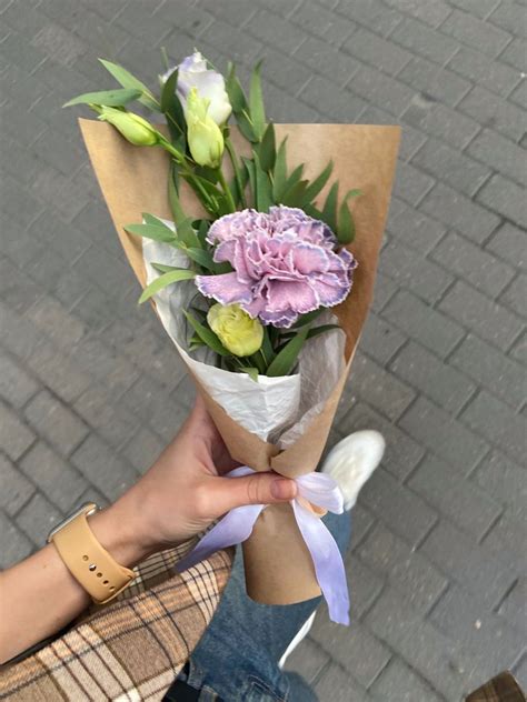 Букет из одного цветка | Букет гладиолусов, Простые цветочные ...