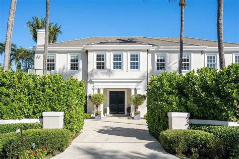 153 Kings Rd Palm Beach Fl 33480 ®