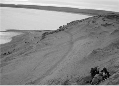 details  sampling view   paleosol  located   middle