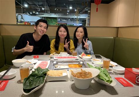 Working at Vermaze - UI/UX Design Studio - Company Profile ...