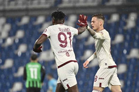 HIGHLIGHTS Zapata Risponde A Pinamonti Sassuolo E Torino Dividono La