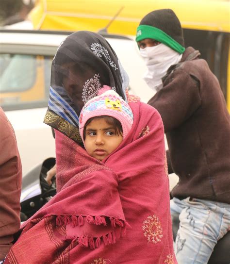 Indore Weather Update Cold Conditions Intensify Day Temp Drops To 18