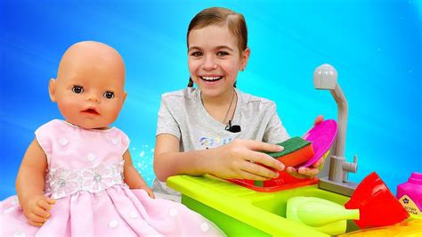 Обед для Беби Бон Эмили — каша или суп? Игры готовка для Беби Бон ...