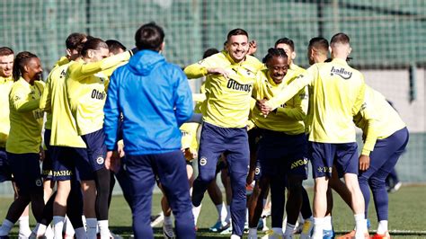 Son dakika 5 futbolcu yok Fenerbahçenin Kayserispor maçı kamp