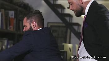 Gran Polla Jefe Anal Se Folla A Agentes Inmobiliarios En Trajes Xvideos