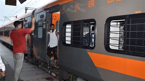 sealdahbanaras amrit bharat express launched train number route