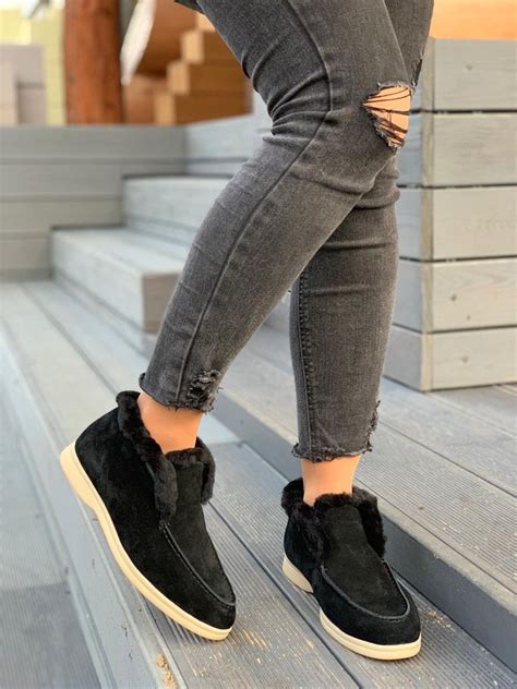 С чем носить меховые лоферы женские (78 фото)