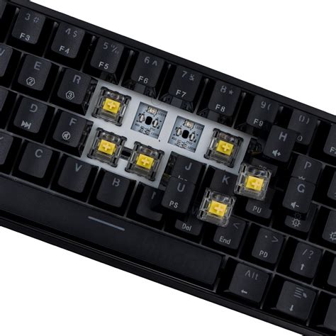 GK Mechanisch Gaming Toetsenbord Hot Swappable Gateron Yellow Switches RGB Bol