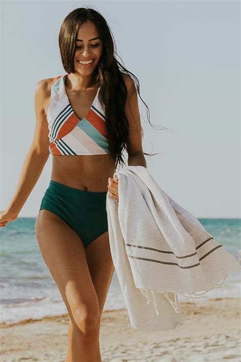 Active Striped Criss Cross V Neck High Waist Two Piece Bikini Set Seepalm