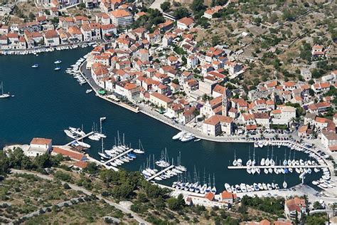 Milna, Island Brač, Croatia