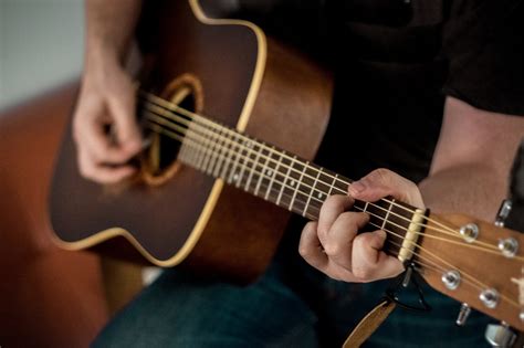 Apprendre à jouer de la guitare en ligne avec CoachGuitar ONIC