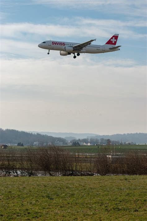 HB IJP Swiss Airbus A320 214 Jet In Zurich In Switzerland Editorial