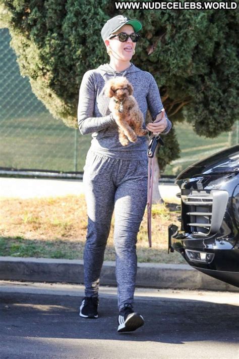 Katy Perry Los Angeles Posing Hot Beautiful Paparazzi Babe Angel Los
