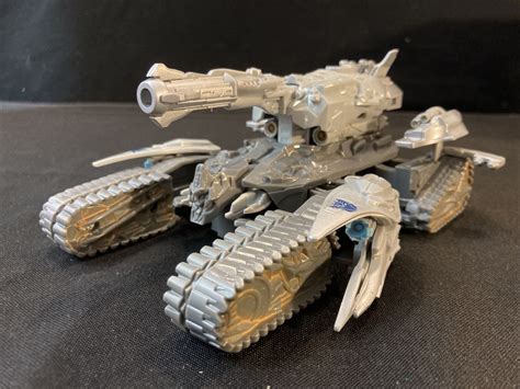Motorized Transformers Megatron Decepticon Tank 2009 Hasbro 02151 Grey