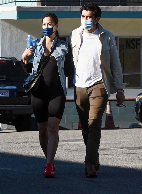 Star Tracks: Saturday, February 6, 2021