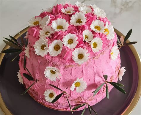 Naked cake aux fruits rouges Ça a Leyre bon