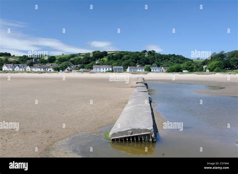 Llansteffan Village Hi Res Stock Photography And Images Alamy