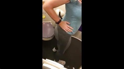 Hot Amateur Blonde Fingers Porn300