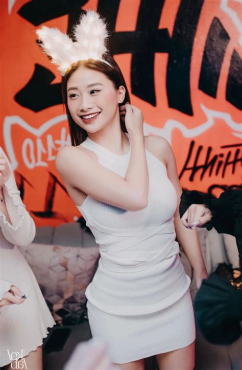 Ng M Nhan S C Cu N H T C A Hot Girl Th D C D Ng C V A Gi I Ngh G Y Ti C Nu I