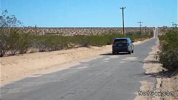 El Cheat Day Un Hombre Gay Tiene Un Tr O En Una Caba A En El Desierto Xvideos