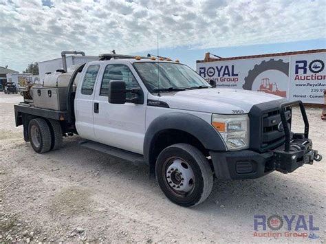 2015 Ford F550 Extended Cab 4x4 Super Duty Spray Truck Royal Auction