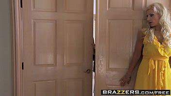 Brazzers Milfs Like It Big Brittany Andrews And Keiran Lee She Maid Me Fuck Her Ass XNXX