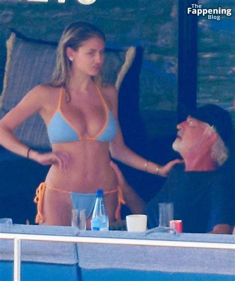 Leni Klum Shows Off Her Sexy Bikini Body While On Vacation In The South Of France Photos