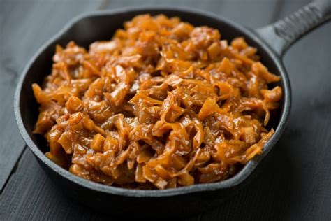 Тушеная капуста с ребрышками: рецепт от Шефмаркет