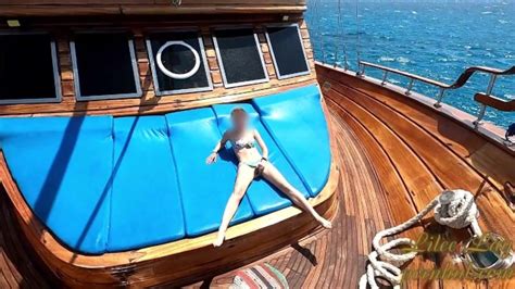 Just A Light Pussy Flashing On The Boat