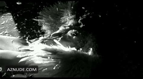 OEDIPUS NUDE SCENES AZNude