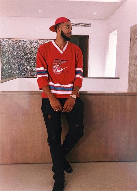 Karl-Anthony Towns Height, Weight, Age, Girlfriend, Family, Biography