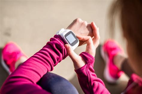 Fitness Tracker Benefits & Drawbacks | Vitacost Blog