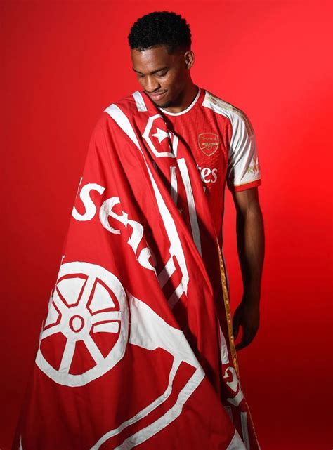 Two Awesome Pictures Of Jurrien Timber Draped In Arsenal Colors