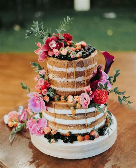 Chic And Sophisticated Naked Wedding Cake Examples