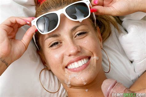 Curvy Babe Kelsi Monroe Gets Her Hot Pussy Slammed Photos