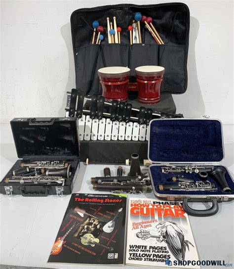 small  instrument lot    yamaha clarinet shopgoodwillcom