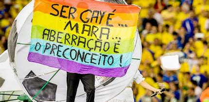 Grupo Gay Freedom Ser gay é mara