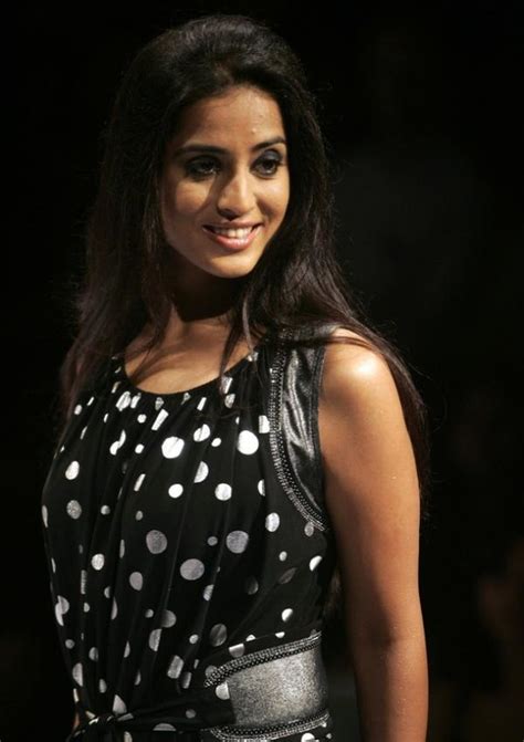 Naked Mahie Gill Added By Makhan