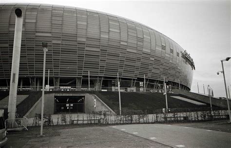 Ilford Pan 400 Review + (Kentmere 400 vs Pan 400 film)