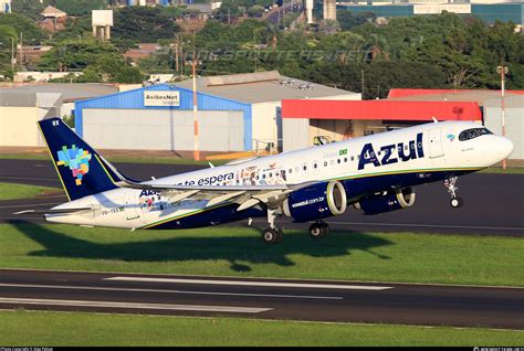 Pr Yrx Azul Linhas A Reas Brasileiras Airbus A N Photo By Alex