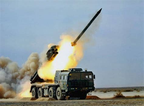 MLRS "Smerch": ruthless perfection