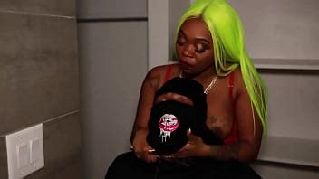 Nasty Montana Breaks In On Mrs FeedMe XVIDEOS