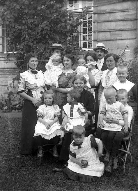 Glasplattennegativ Besuch im Garten Seminar für Kulturanthropologie